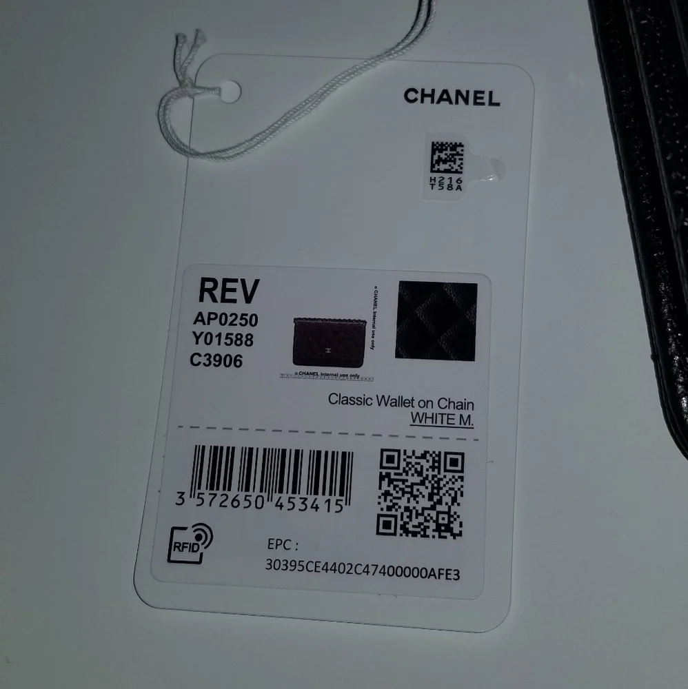 NWTIB Chanel Caviar WOC - Picture 3 of 5